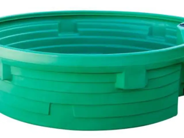 VANDTRUG med svømmer